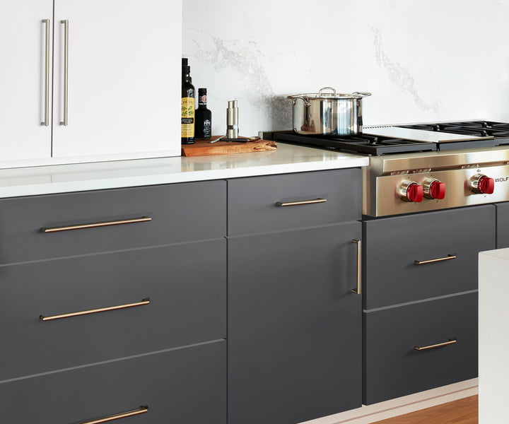 Modern kitchen with gray cabinets, FENIX grigio efeso Panel
